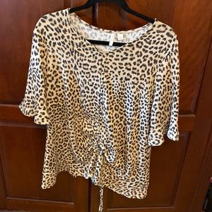 Women’s leopard print top